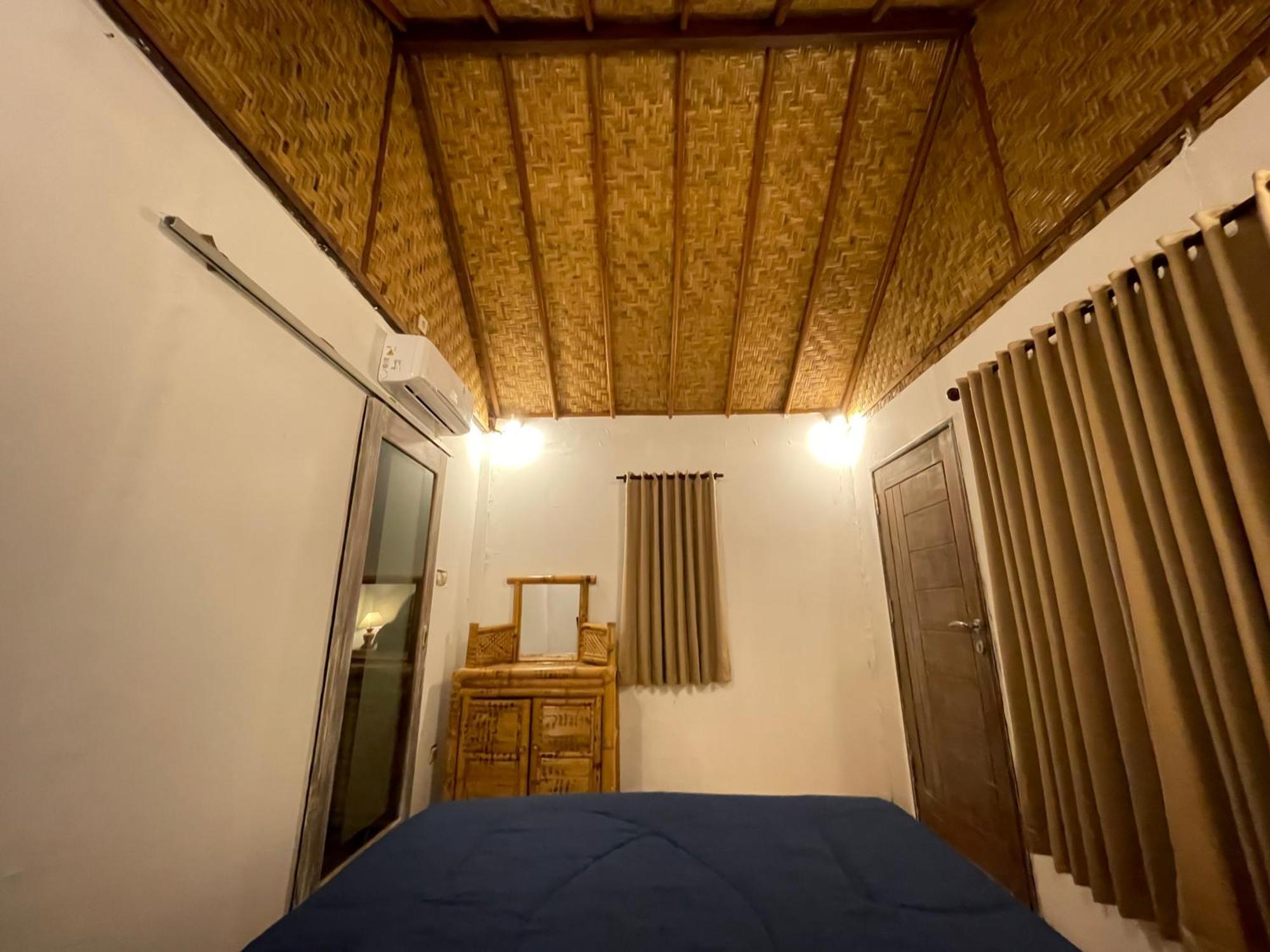 Rumah Tiga Gili Gili Air Bagian luar foto